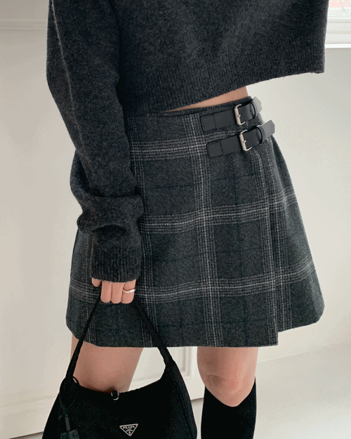 TWO BUCKLE WRAP SKIRT (2c)